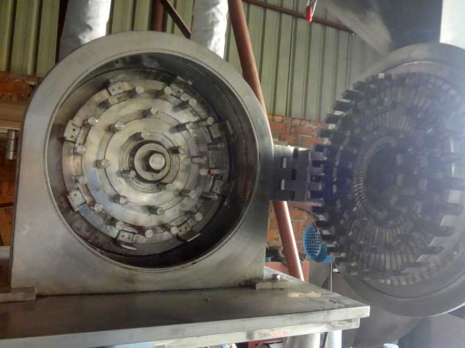 萬能高效粉碎機組(含30B改進型)